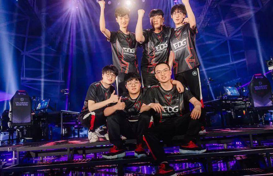 明确而闻名 明确而闻名