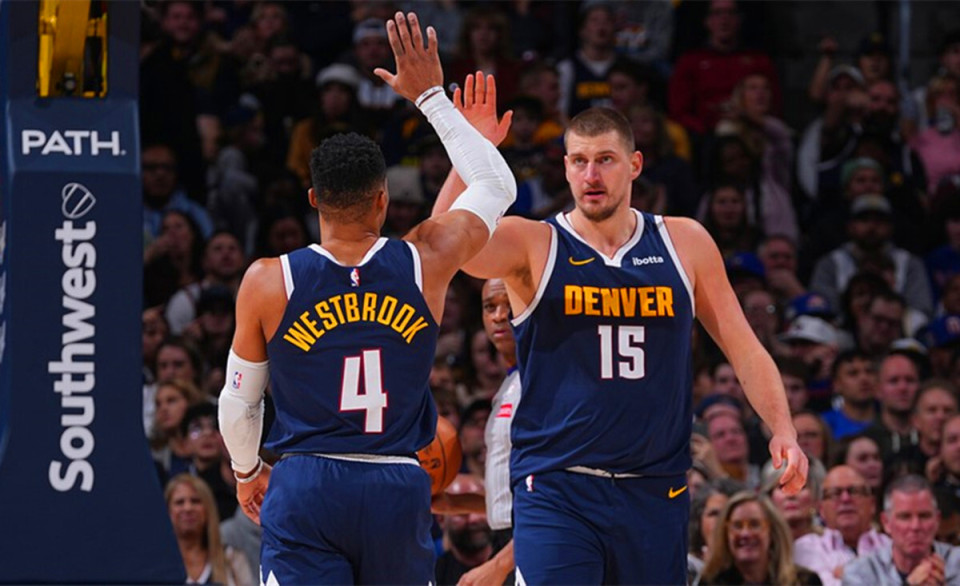 球员团队而 球员团队而